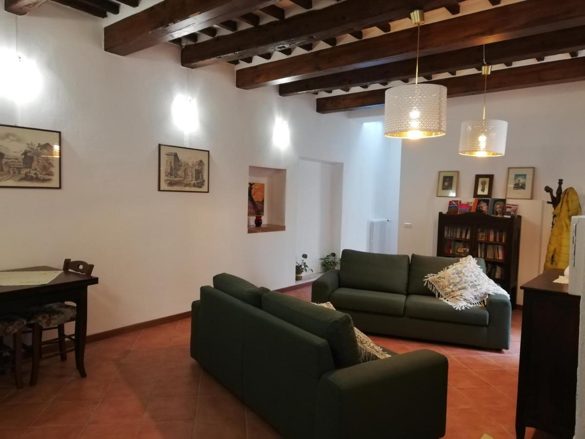 דירות Casa Di Pietro Aretino, Arezzo Centro Storico 4-8 Letti מראה חיצוני תמונה