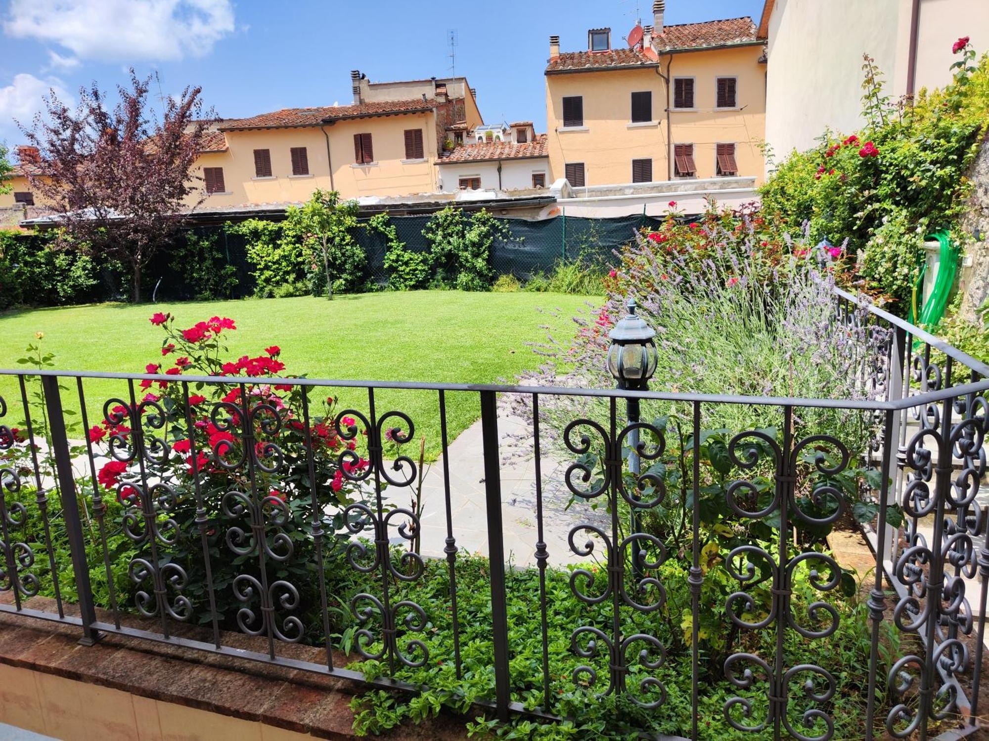 דירות Casa Di Pietro Aretino, Arezzo Centro Storico 4-8 Letti מראה חיצוני תמונה